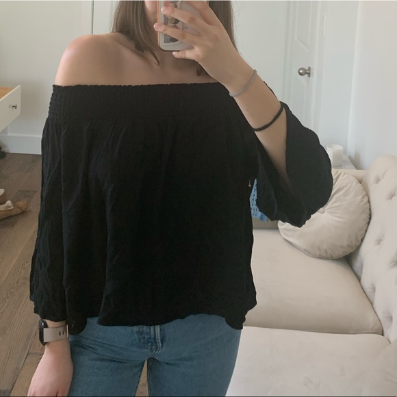 Aritzia off shoulder blouse - Picture 2 of 3